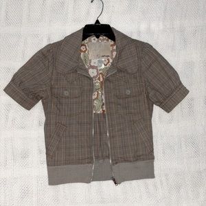 Charlotte Russe -Refuge- short sleeved, brown/tan print jacket. Size S